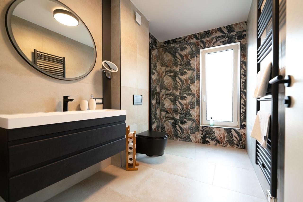 Apartments Kras 24 With Pool Sežana Zewnętrze zdjęcie